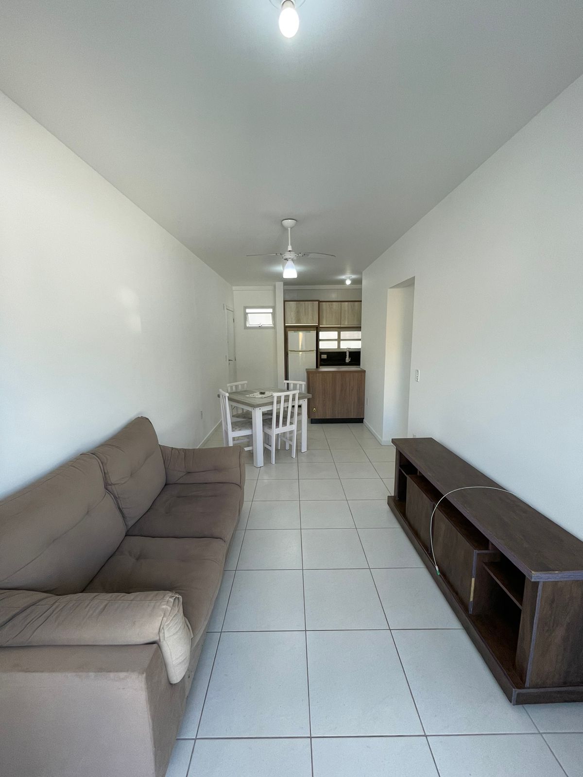 Imagem Apartamento com 2 Quartos à Venda, 74 m²em Canasvieiras - Florianópolis