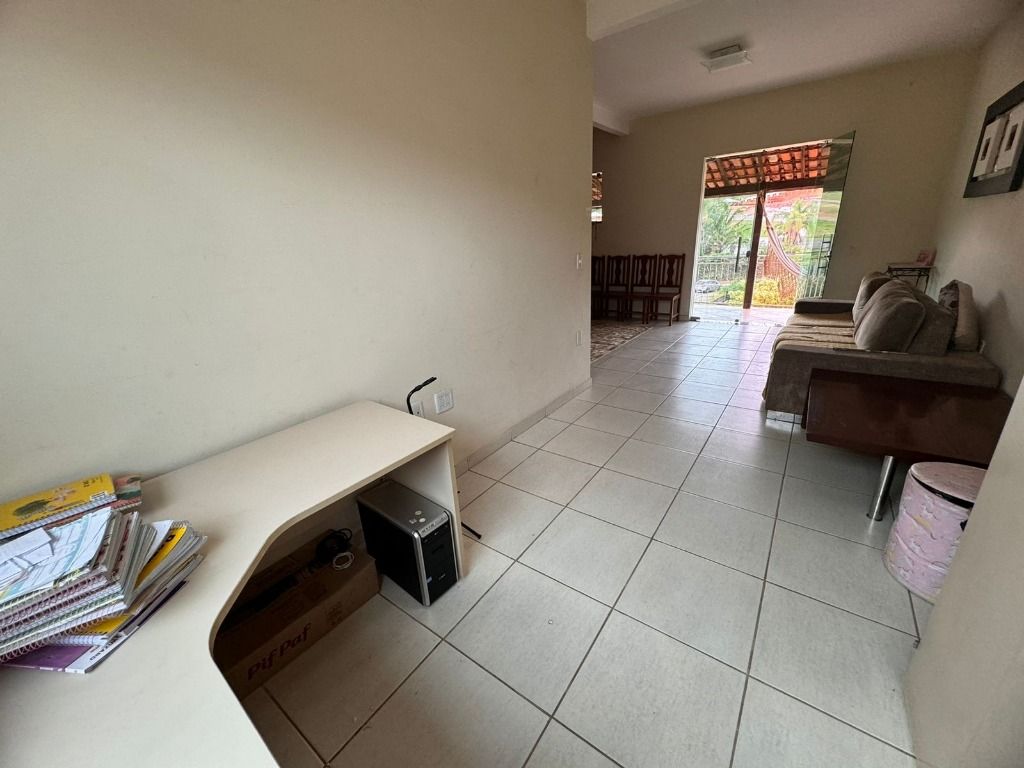 Imagem Casa com 4 Quartos à Venda, 249 m² em Tijuca - Contagem Imagem Casa com 4 Quartos à Venda, 249 m² em Tijuca - Contagem