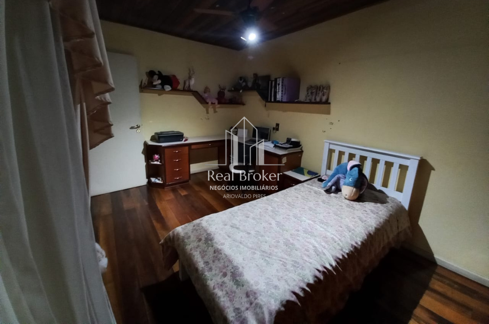Imagem Casa com 3 Quartos à Venda, 280 m²em Orfãs - Ponta Grossa Imagem Casa com 3 Quartos à Venda, 280 m²em Orfãs - Ponta Grossa
