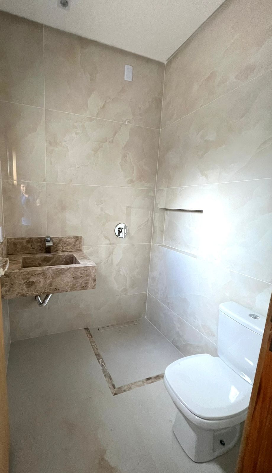 Imagem Casa com 3 Quartos à Venda, 166 m²em Parque das Paineiras (1,2,3 e 4 Etapa) - Goiânia
