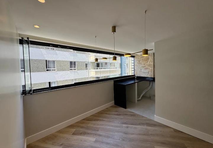 Imagem Apartamento com 2 Quartos à Venda, 68 m² em Alphaville I - Salvador