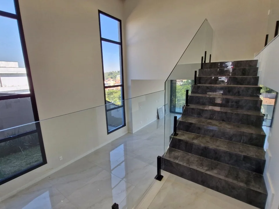 Imagem Casa de Condomínio com 3 Quartos à Venda, 340 m²em Loteamento Residencial e Comercial Horto Florestal - Jundiaí Imagem Casa de Condomínio com 3 Quartos à Venda, 340 m²em Loteamento Residencial e Comercial Horto Florestal - Jundiaí