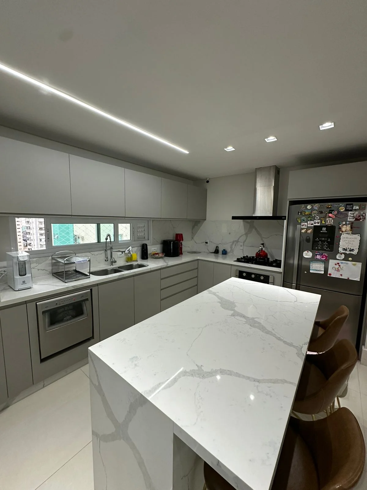 Imagem Apartamento com 4 Quartos à Venda, 161 m²em Centro - Balneário Camboriú Imagem Apartamento com 4 Quartos à Venda, 161 m²em Centro - Balneário Camboriú
