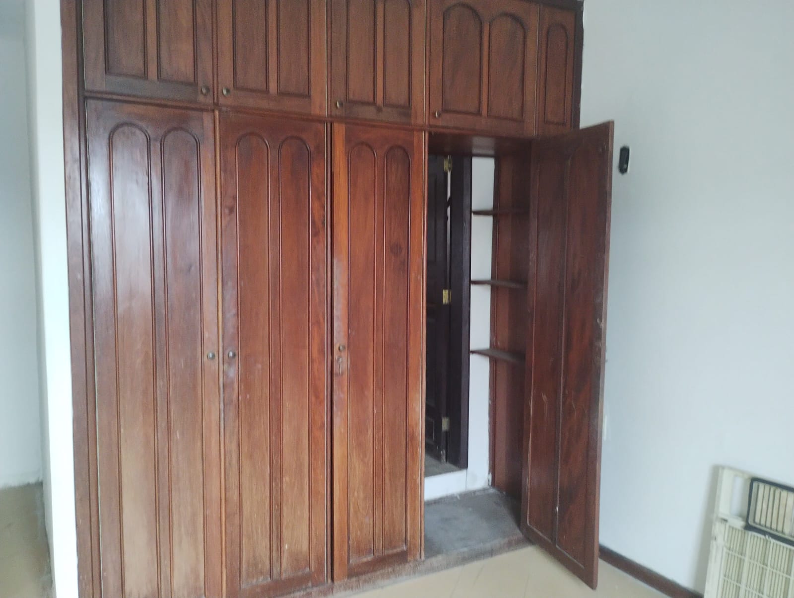 Imagem Casa com 3 Quartos para Alugar, 100 m²em Marco - Belém Imagem Casa com 3 Quartos para Alugar, 100 m²em Marco - Belém