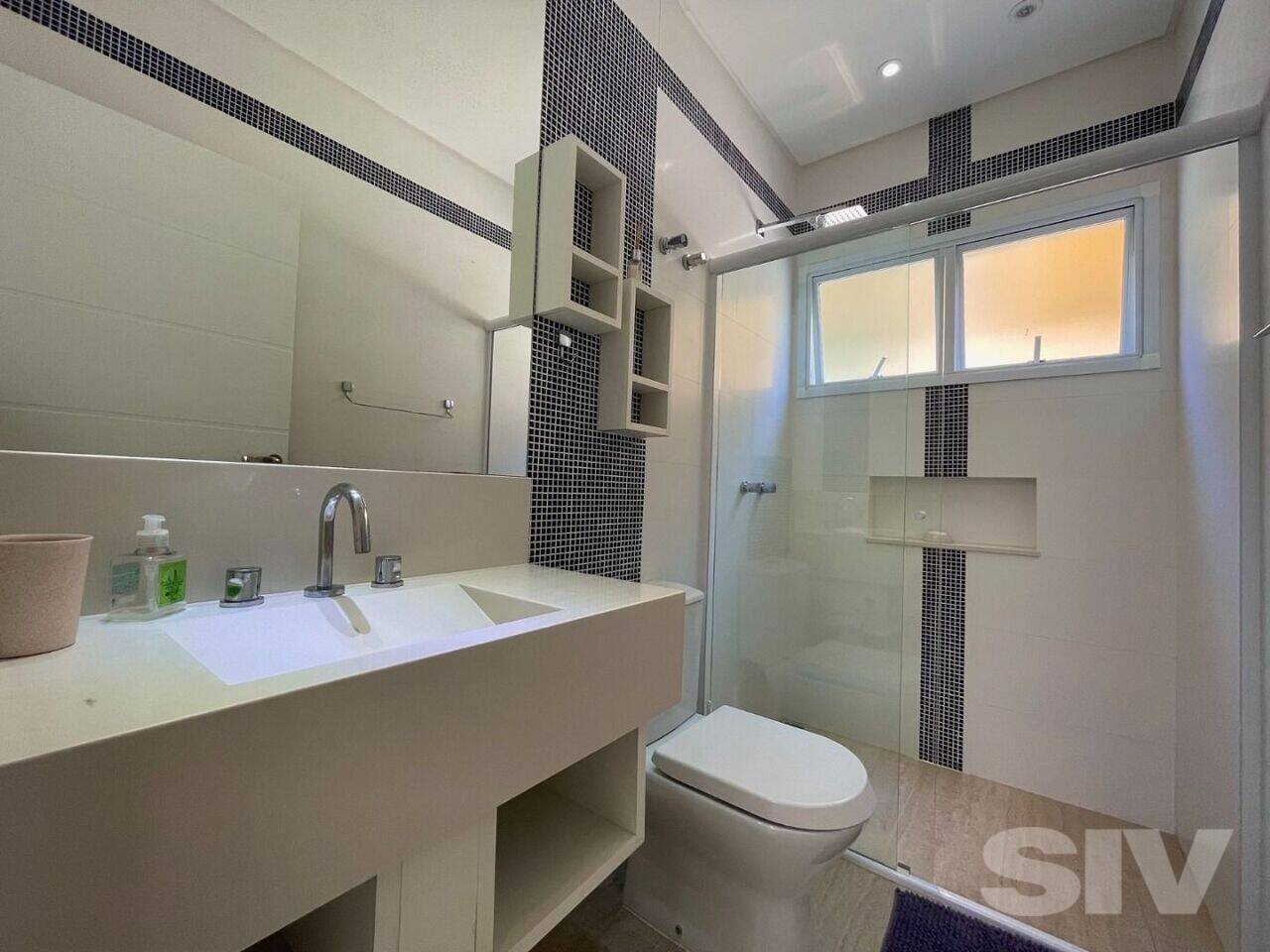 Imagem Casa de Condomínio com 5 Quartos à Venda, 553 m²em Riviera - Bertioga Imagem Casa de Condomínio com 5 Quartos à Venda, 553 m²em Riviera - Bertioga