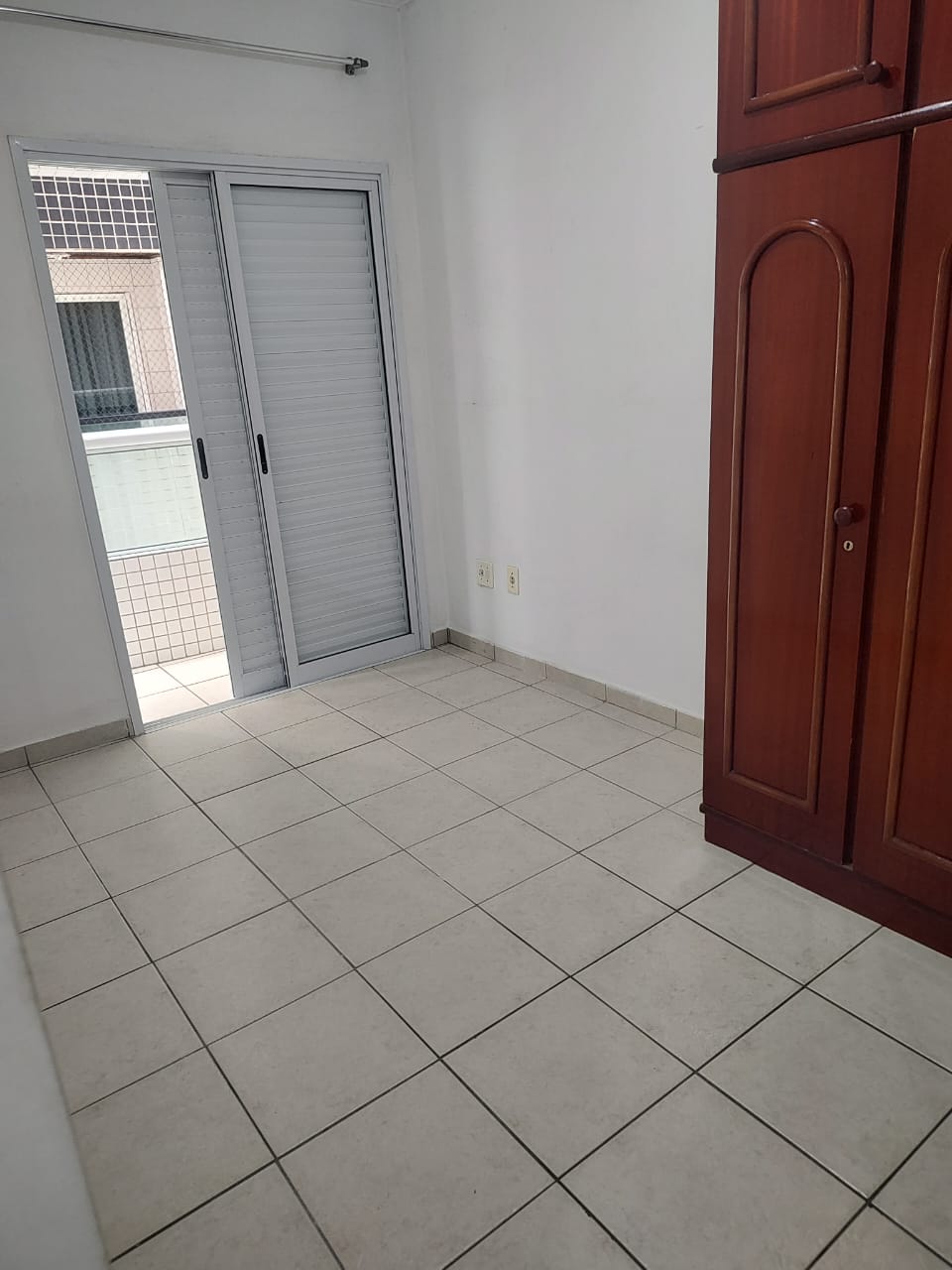 Imagem Apartamento com 2 Quartos à Venda, 75 m² em Ocian - Praia Grande