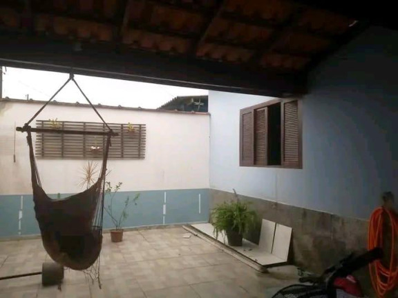 Imagem Casa com 2 Quartos à Venda, 100 m² em Perequê Mirim - Caraguatatuba