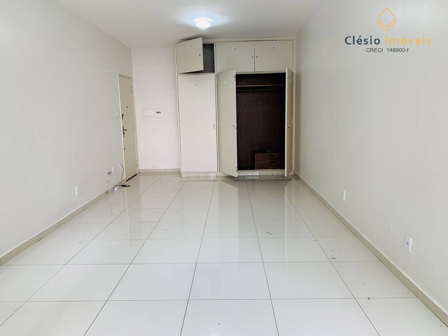 Imagem Studio com 1 Quarto para Alugar, 45 m²em República - São Paulo Imagem Studio com 1 Quarto para Alugar, 45 m²em República - São Paulo