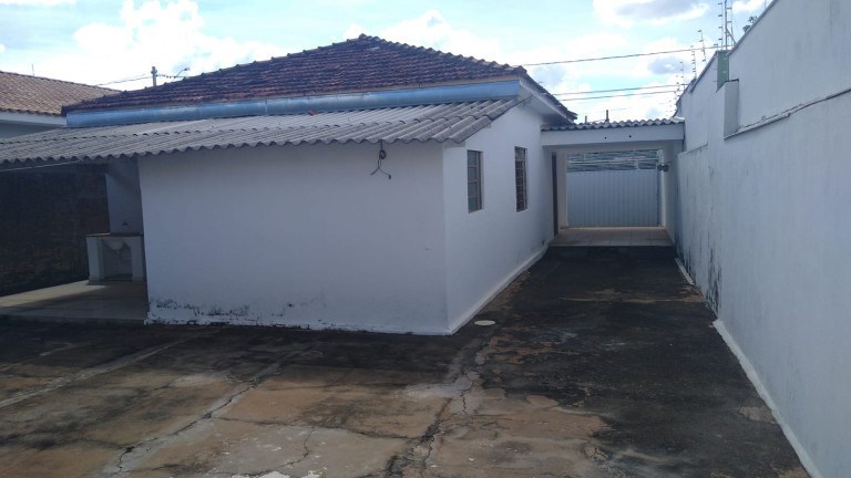 Imagem Casa com 2 Quartos à Venda, em Amizade - Araçatuba Imagem Casa com 2 Quartos à Venda, em Amizade - Araçatuba