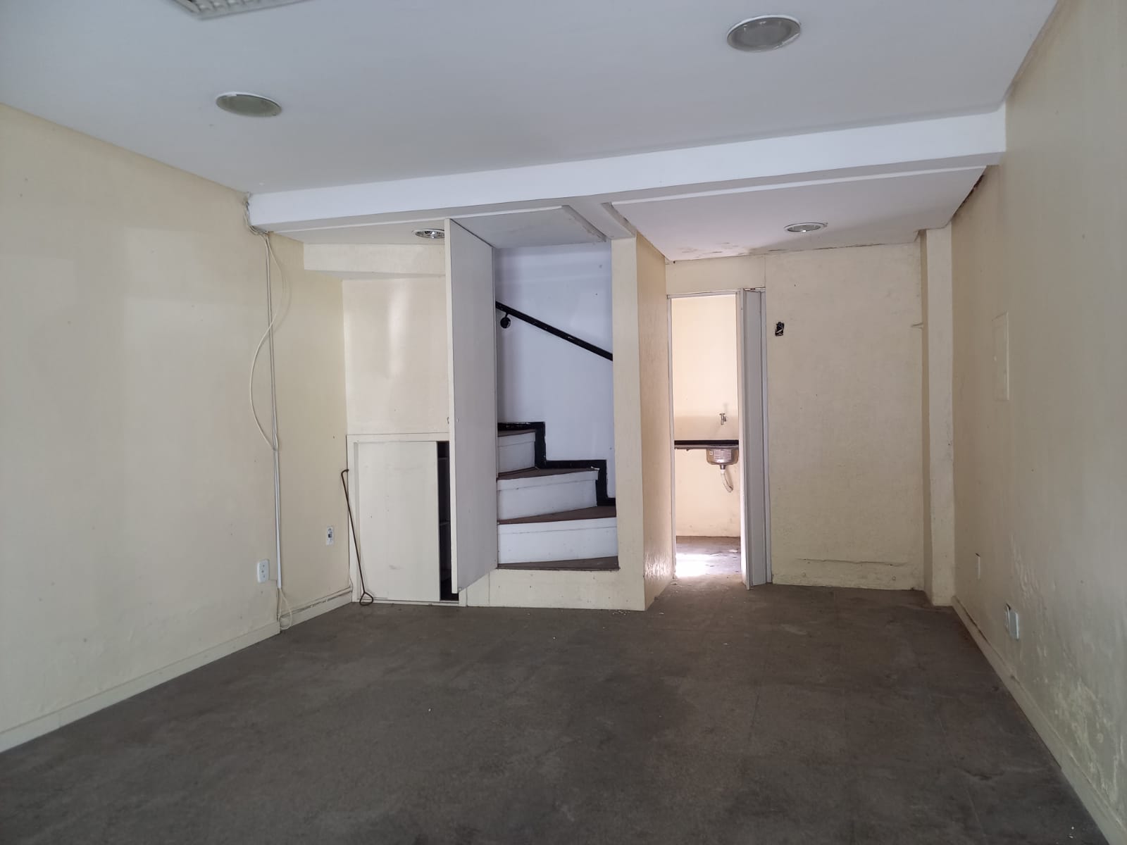 Imagem Ponto Comercial à Venda, 50 m²em Batista Campos - Belém