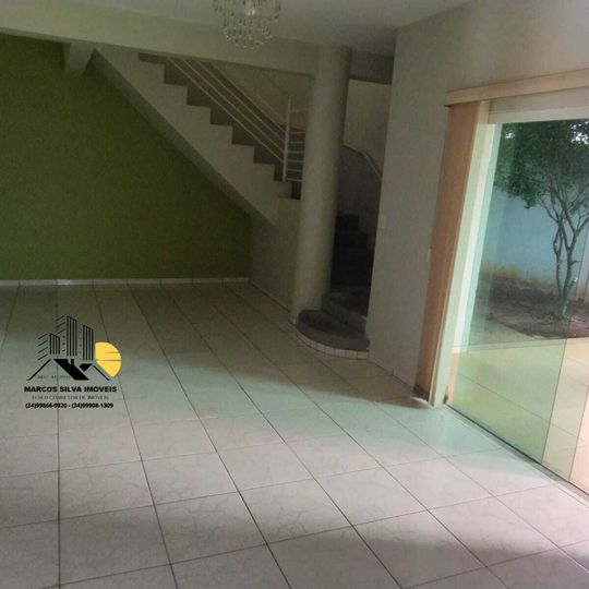 Imagem Sobrado com 3 Quartos à Venda, 260 m²em Tubalina - Uberlândia