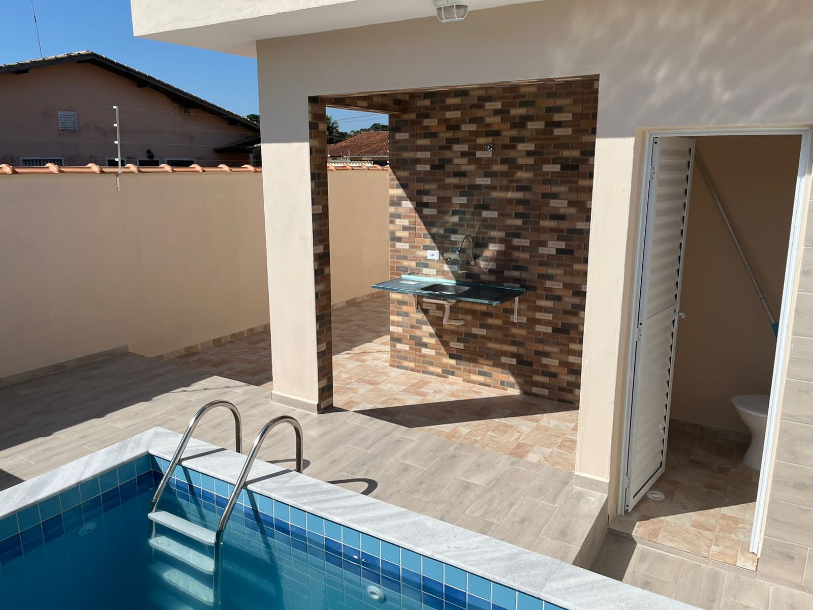 Imagem Casa com 2 Quartos à Venda, 68 m²em Jardim Grandesp - Itanhaém Imagem Casa com 2 Quartos à Venda, 68 m²em Jardim Grandesp - Itanhaém