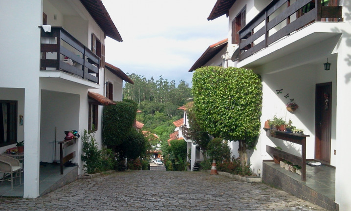 Imagem Casa de Condomínio com 4 Quartos à Venda, 174 m² em Maria Paula - Niterói