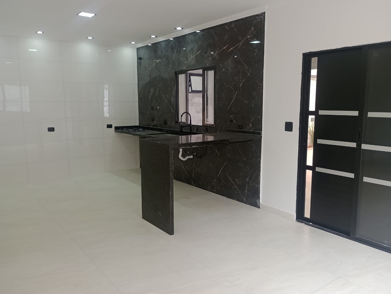 Imagem Casa com 3 Quartos à Venda, 100 m²em Campos Elíseos - Itanhaém Imagem Casa com 3 Quartos à Venda, 100 m²em Campos Elíseos - Itanhaém