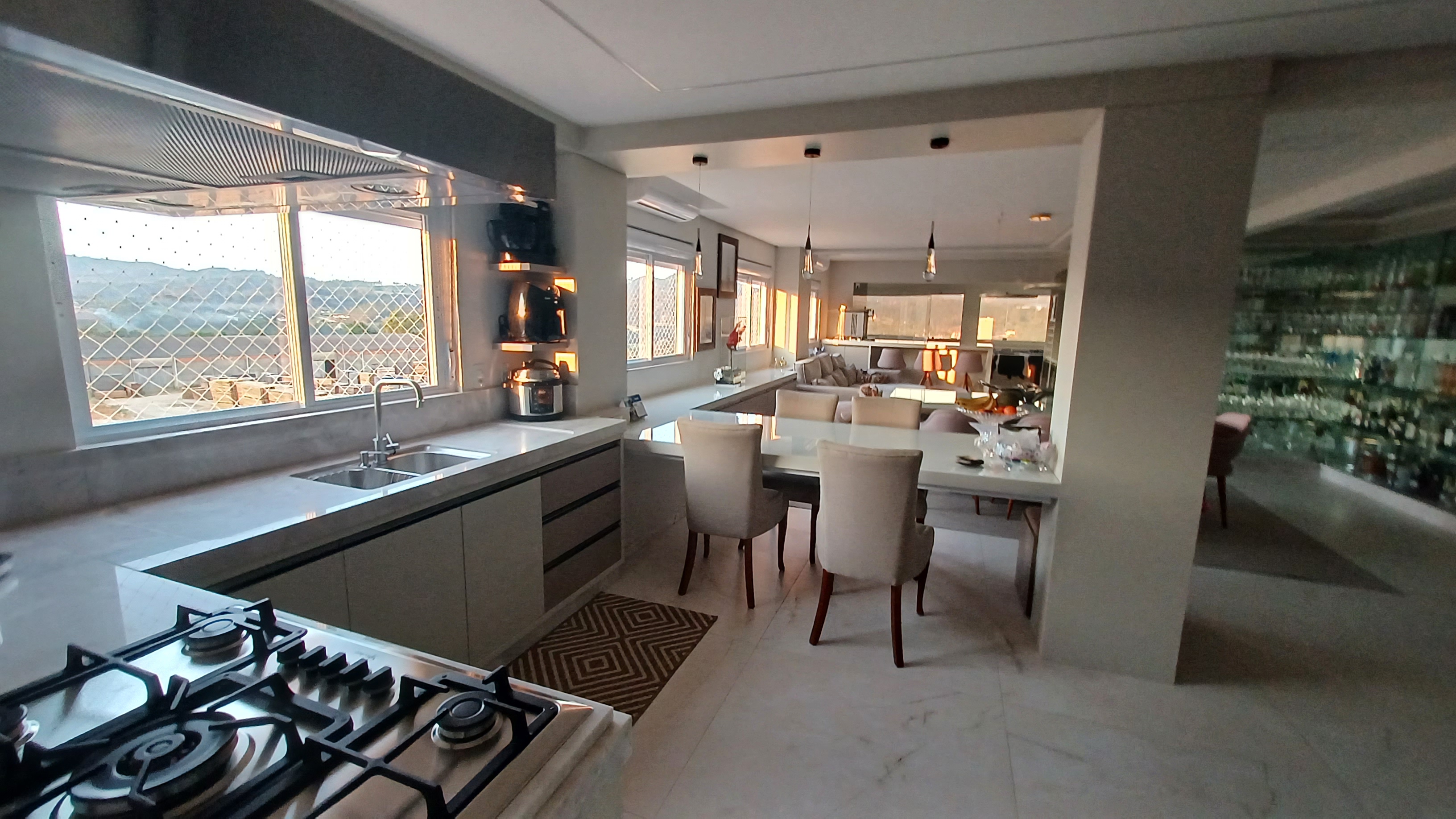 Imagem Apartamento com 3 Quartos à Venda, 195 m²em Barro Vermelho - Orleans