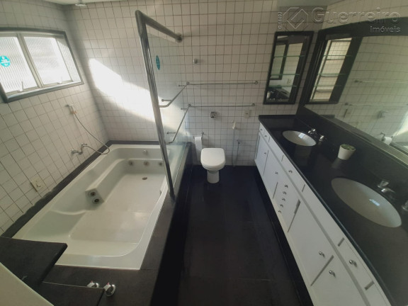 Imagem Cobertura com 2 Quartos à Venda, 200 m² em Centro - Florianópolis Imagem Cobertura com 2 Quartos à Venda, 200 m² em Centro - Florianópolis