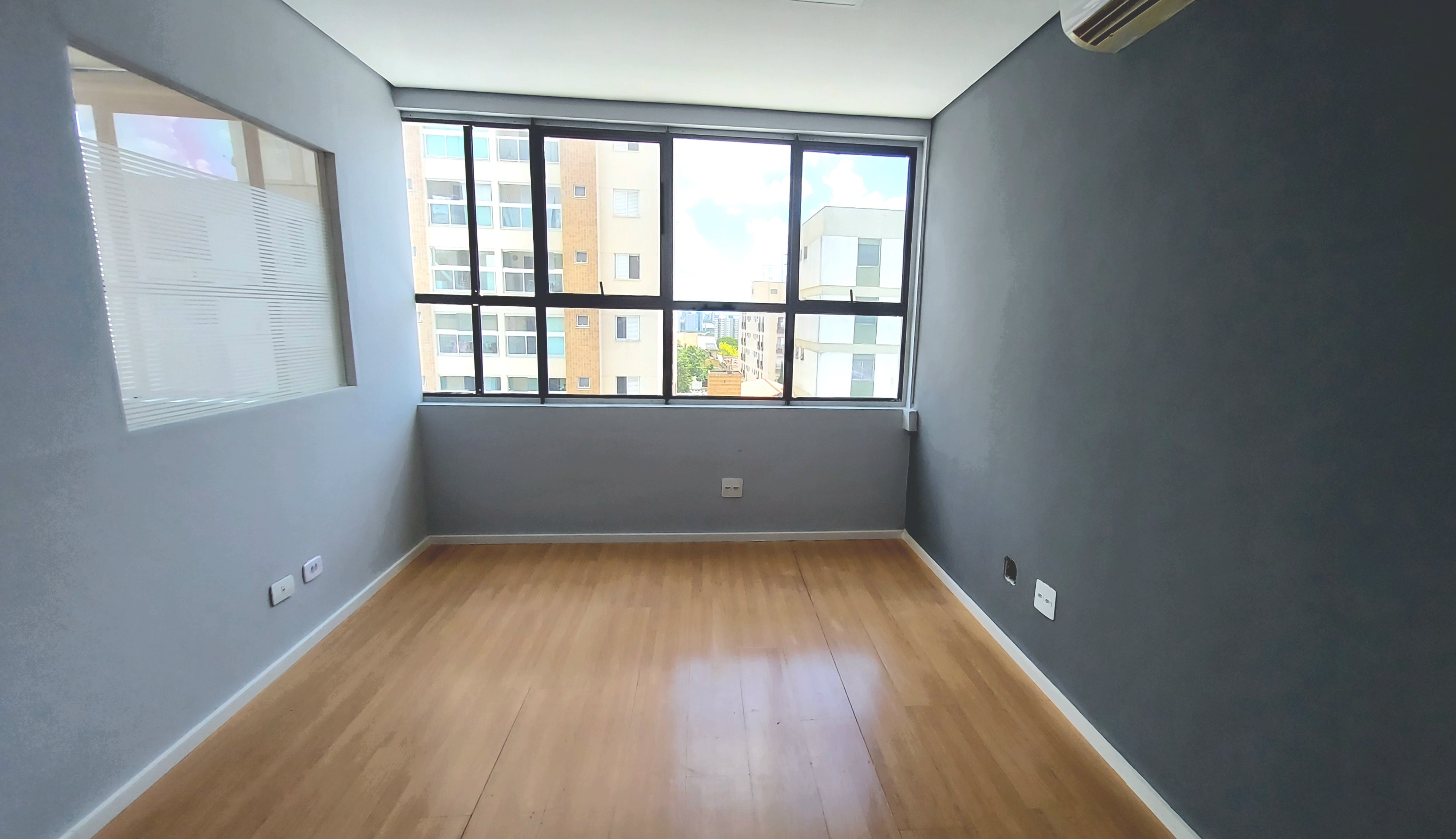 Imagem Sala Comercial à Venda ou Temporada, 70 m²em Jardim Bela Vista - Santo André