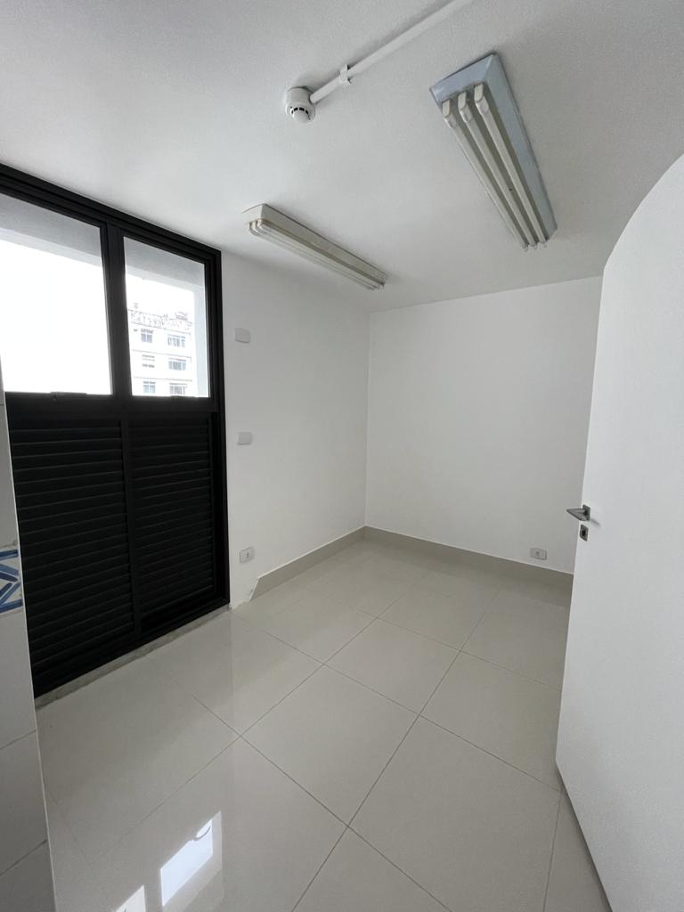 Imagem Sala Comercial à Venda, 135 m²em Jardim Paulista - São Paulo