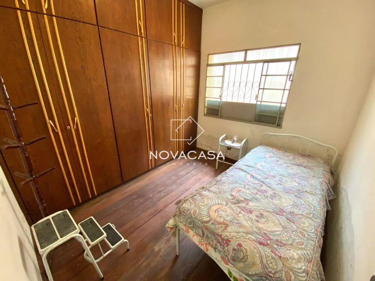 Imagem Casa com 3 Quartos à Venda, 147 m² em Heliópolis - Belo Horizonte Imagem Casa com 3 Quartos à Venda, 147 m² em Heliópolis - Belo Horizonte