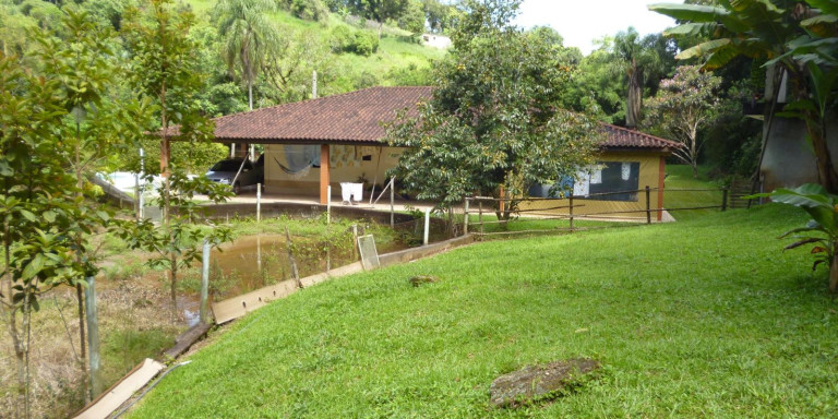 Imagem Chácara com 2 Quartos à Venda, 9.000 m² em Centro - Santa Isabel Imagem Chácara com 2 Quartos à Venda, 9.000 m² em Centro - Santa Isabel