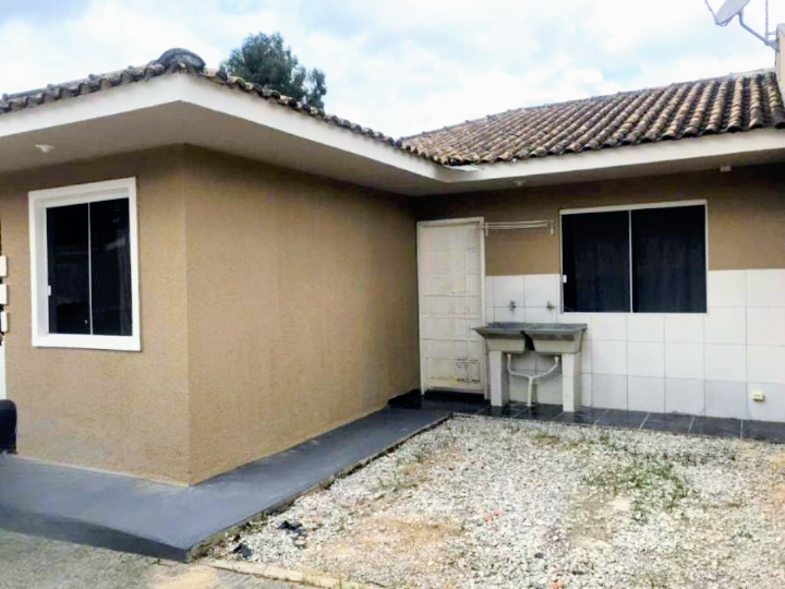 Imagem Casa com 3 Quartos à Venda, 51 m²em Embu - Colombo Imagem Casa com 3 Quartos à Venda, 51 m²em Embu - Colombo