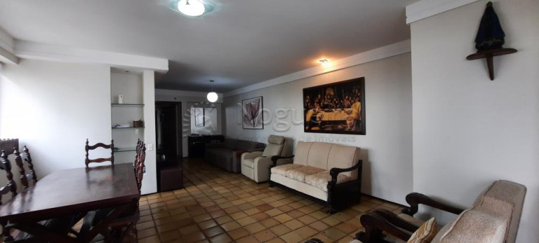 Foto do imóvel Apartamento com 4 Quartos à Venda, 168 m² em Boa Viagem - Recife