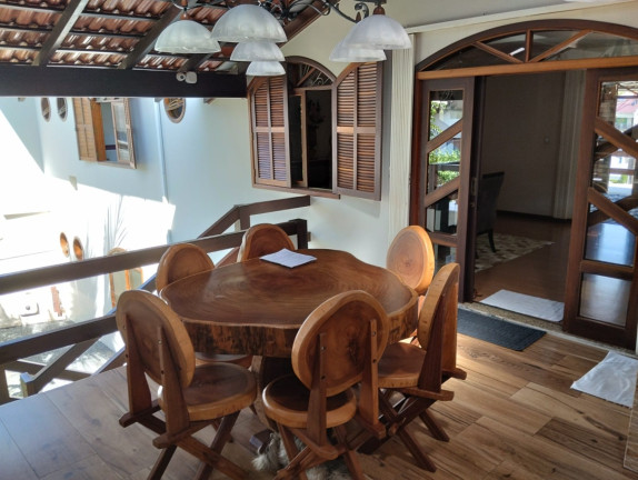 Imagem Casa com 4 Quartos à Venda, 400 m² em Garcia - Blumenau Imagem Casa com 4 Quartos à Venda, 400 m² em Garcia - Blumenau