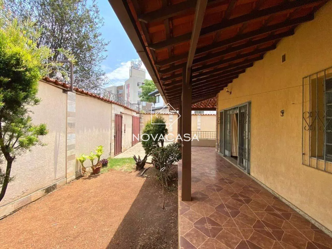 Imagem Casa com 3 Quartos à Venda, 147 m² em Heliópolis - Belo Horizonte Imagem Casa com 3 Quartos à Venda, 147 m² em Heliópolis - Belo Horizonte