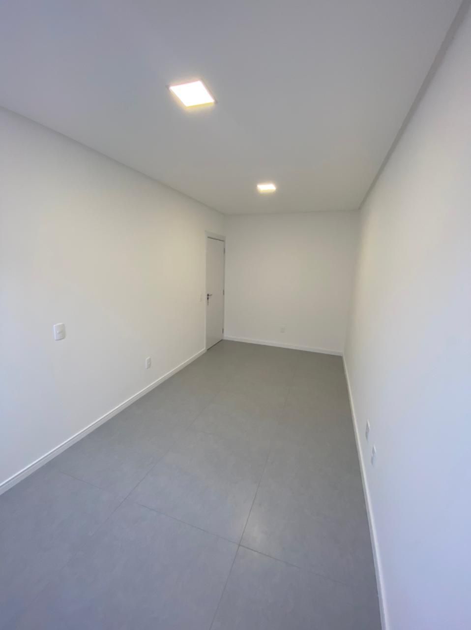 Imagem Sobrado com 3 Quartos à Venda, 144 m²em Nações - Balneário Camboriú