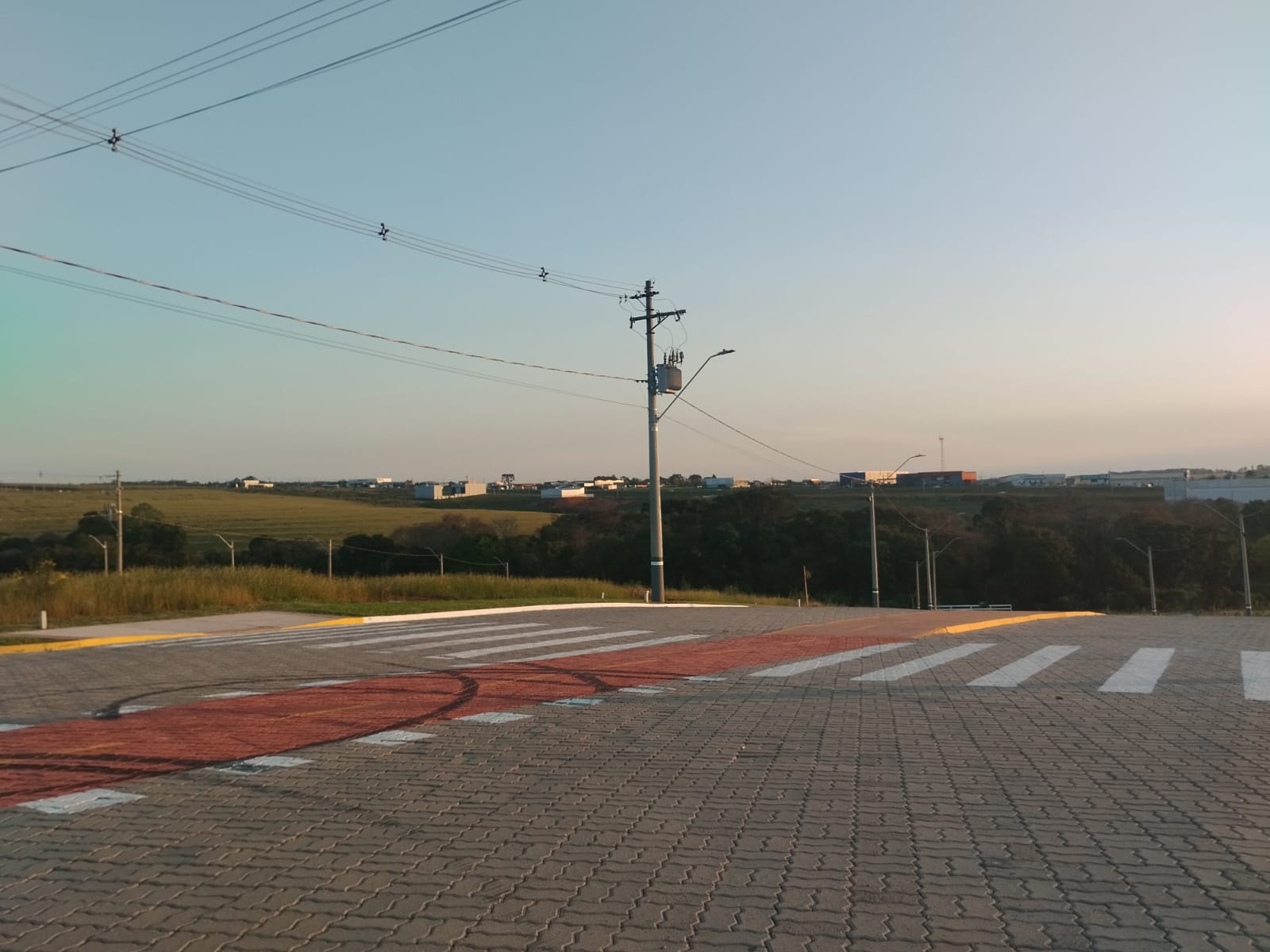 Imagem Terreno à Venda, 300 m² em Valinhos - Passo Fundo Imagem Terreno à Venda, 300 m² em Valinhos - Passo Fundo