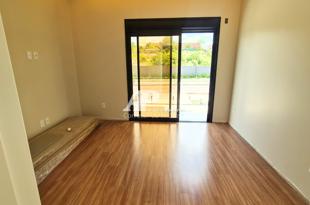 Imagem Casa de Condomínio com 5 Quartos à Venda, 370 m²em Jardim Carvalho - Ponta Grossa Imagem Casa de Condomínio com 5 Quartos à Venda, 370 m²em Jardim Carvalho - Ponta Grossa