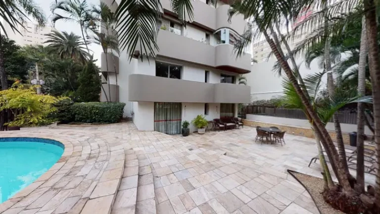Apartamento com 3 Quartos à Venda ou Locação, 200 m² em Moema - São Paulo