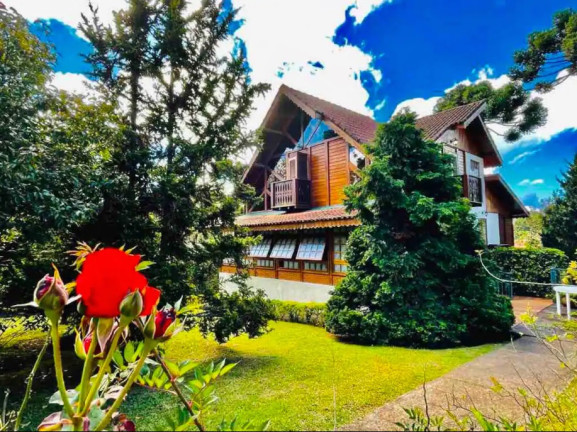 Imagem Casa com 3 Quartos à Venda, 1.000 m² em Capivari - Campos do Jordão Imagem Casa com 3 Quartos à Venda, 1.000 m² em Capivari - Campos do Jordão
