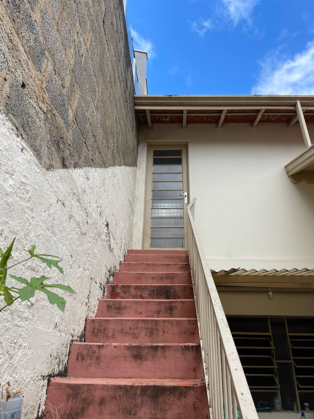 Imagem Casa com 1 Quarto à Venda, 85 m² em Centro - Poços de Caldas Imagem Casa com 1 Quarto à Venda, 85 m² em Centro - Poços de Caldas