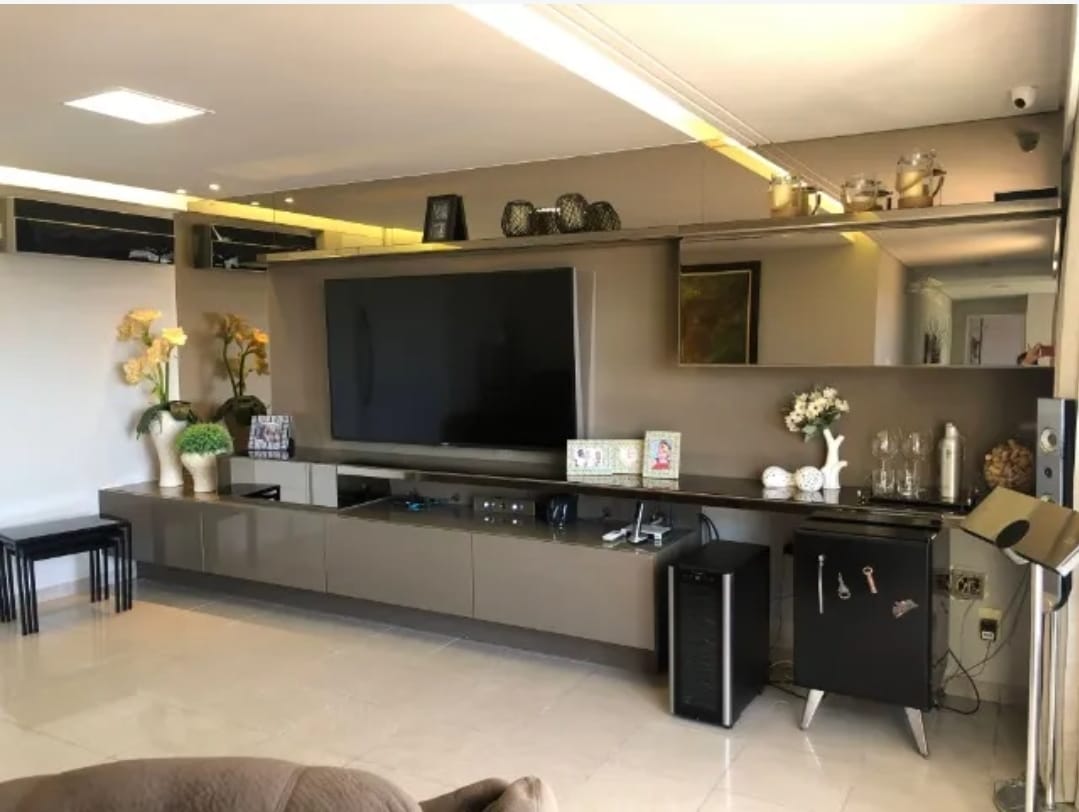 Imagem Apartamento com 4 Quartos à Venda, 333 m²em Madalena - Recife