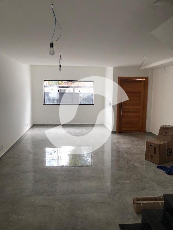 Imagem Casa com 3 Quartos à Venda, 140 m² em Piratininga - Niterói Imagem Casa com 3 Quartos à Venda, 140 m² em Piratininga - Niterói