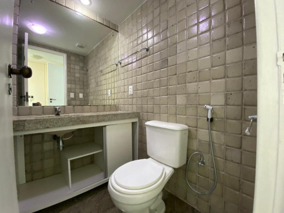 Imagem Apartamento com 4 Quartos à Venda, Locação ou Temporada, 224 m² em Boa Viagem - Recife Imagem Apartamento com 4 Quartos à Venda, Locação ou Temporada, 224 m² em Boa Viagem - Recife