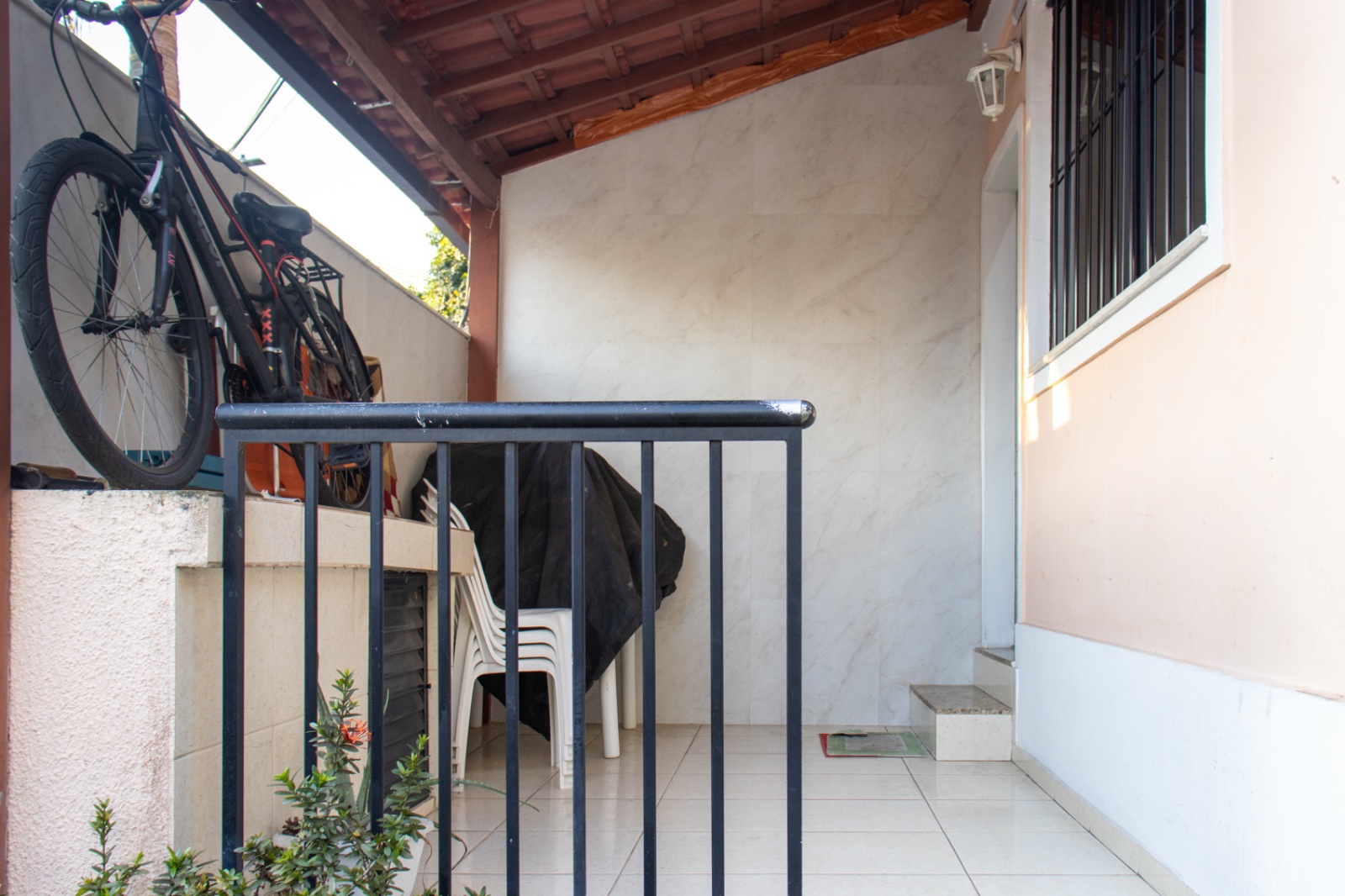 Imagem Casa de Condomínio com 3 Quartos à Venda, 90 m² em Campo Grande - Rio de Janeiro Imagem Casa de Condomínio com 3 Quartos à Venda, 90 m² em Campo Grande - Rio de Janeiro