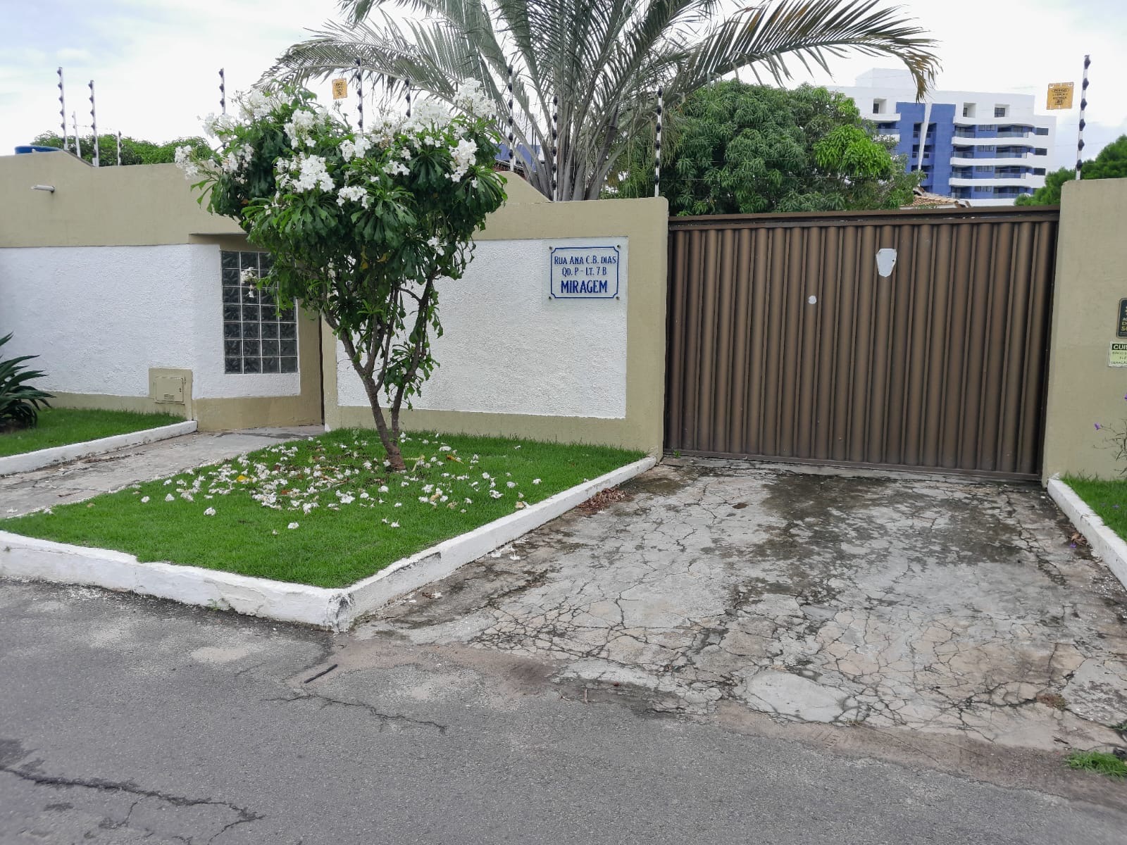 Imagem Casa com 4 Quartos à Venda, 424 m²em Vilas do Atlântico - Lauro de Freitas