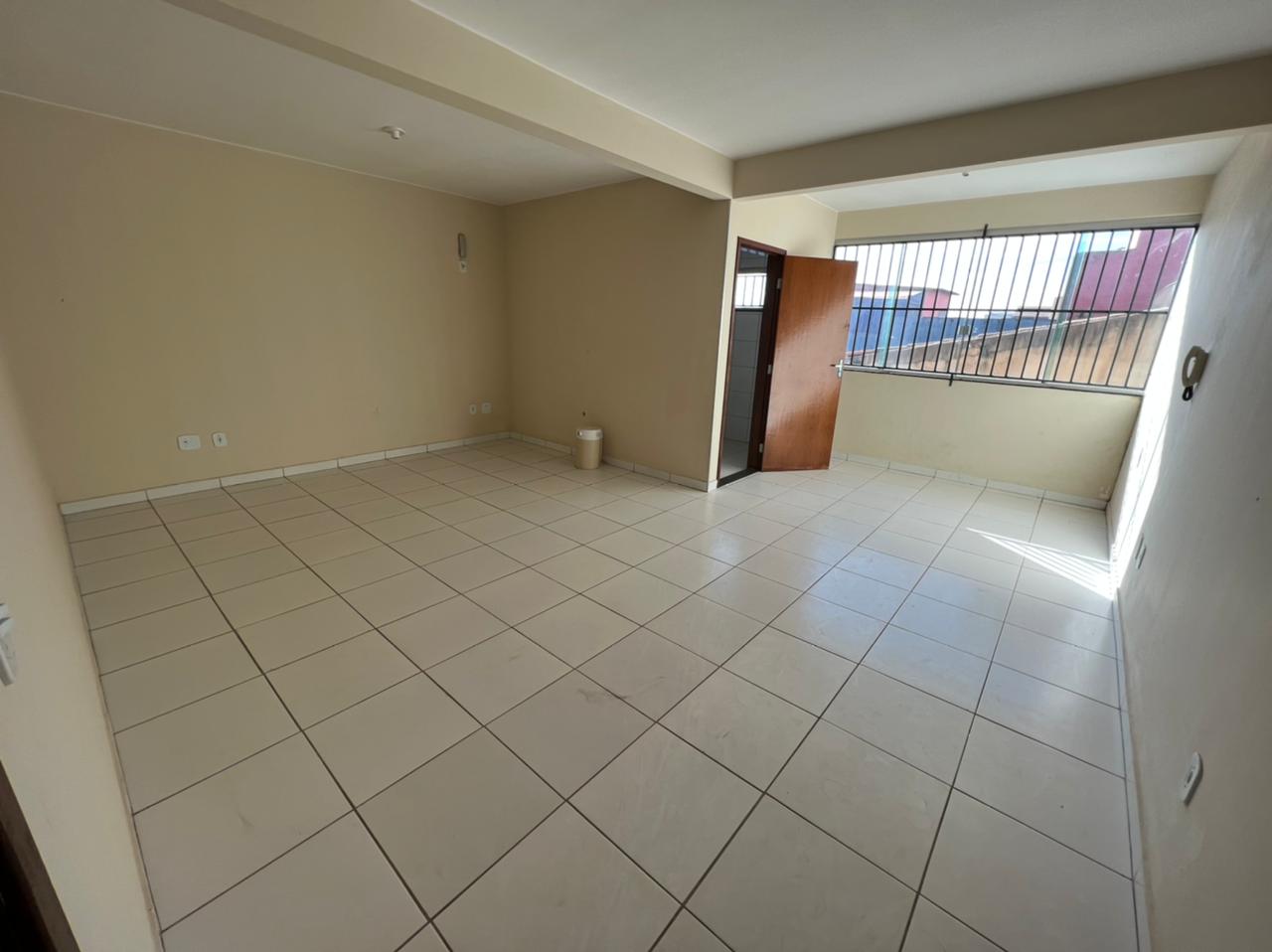 Imagem Ponto Comercial à Venda, 195 m²em Samambaia Sul (Samambaia) - Brasília