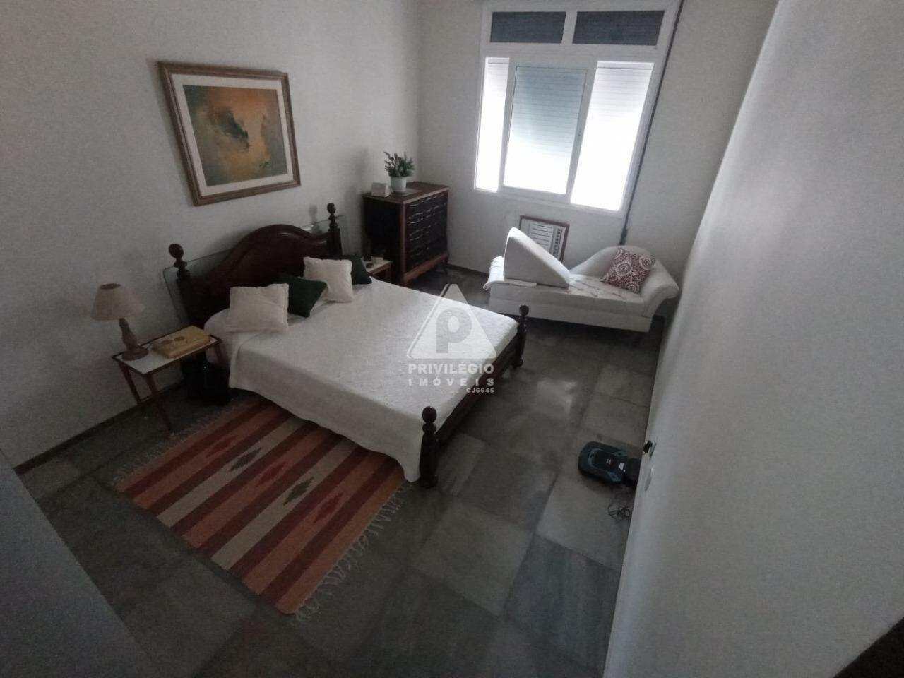 Imagem Apartamento com 3 Quartos à Venda, 195 m²em Copacabana - Rio de Janeiro