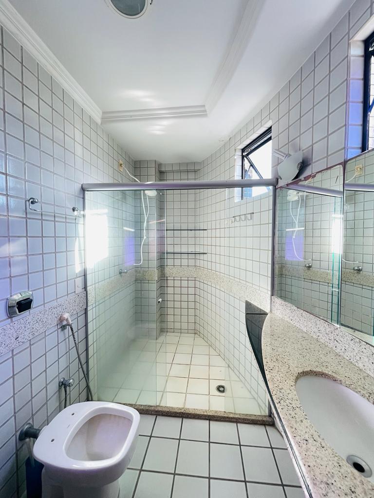 Imagem Apartamento com 4 Quartos à Venda, 221 m²em Candelária - Natal