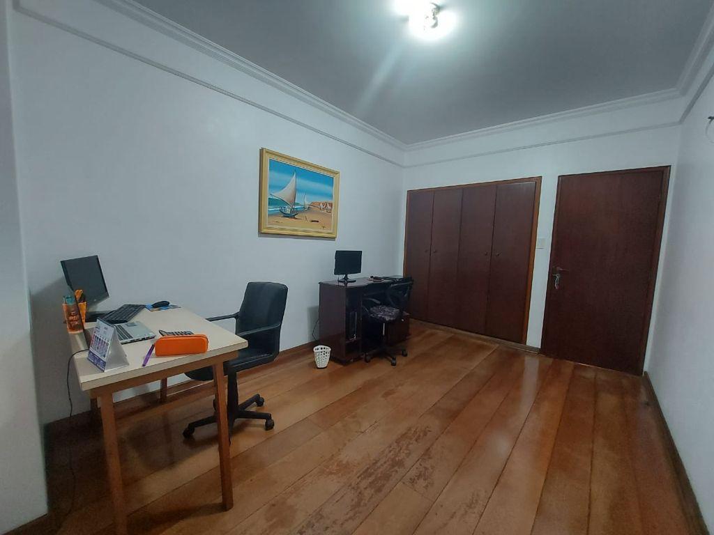 Imagem Apartamento com 3 Quartos à Venda, 205 m²em Boqueirão - Santos