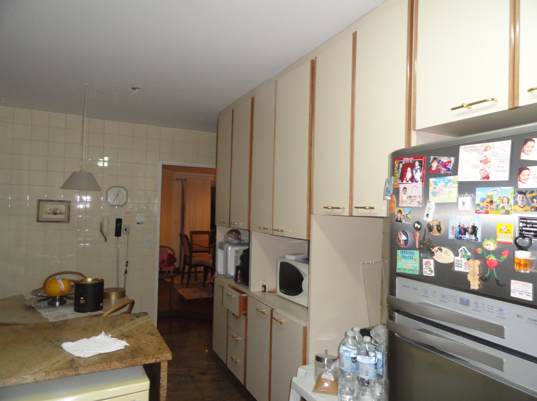 Imagem Apartamento com 4 Quartos à Venda, 165 m²em Planalto Paulista - São Paulo