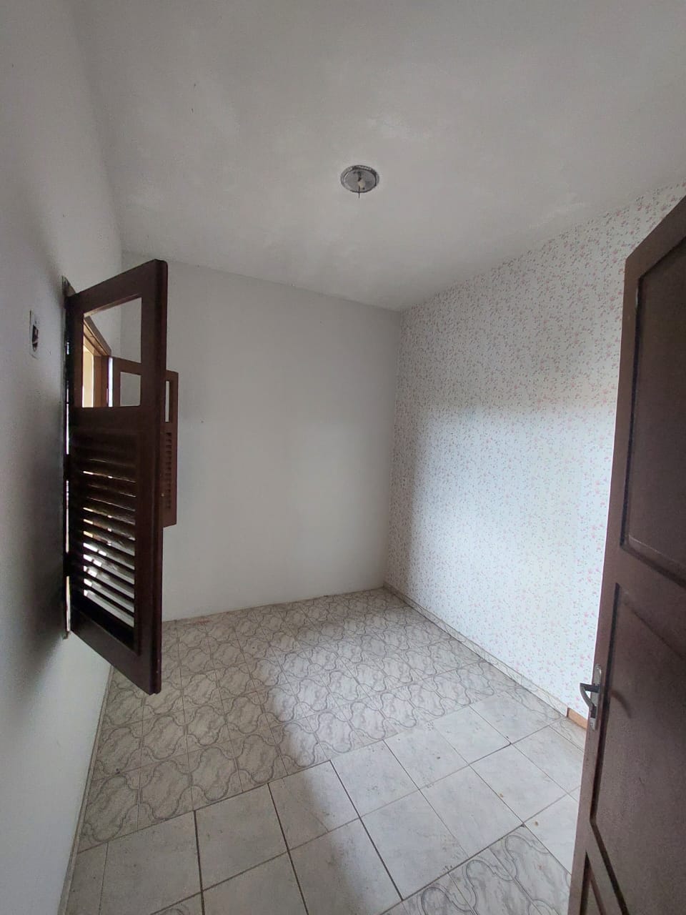 Imagem Casa com 5 Quartos à Venda, 325 m²em Centro - São Luís Imagem Casa com 5 Quartos à Venda, 325 m²em Centro - São Luís