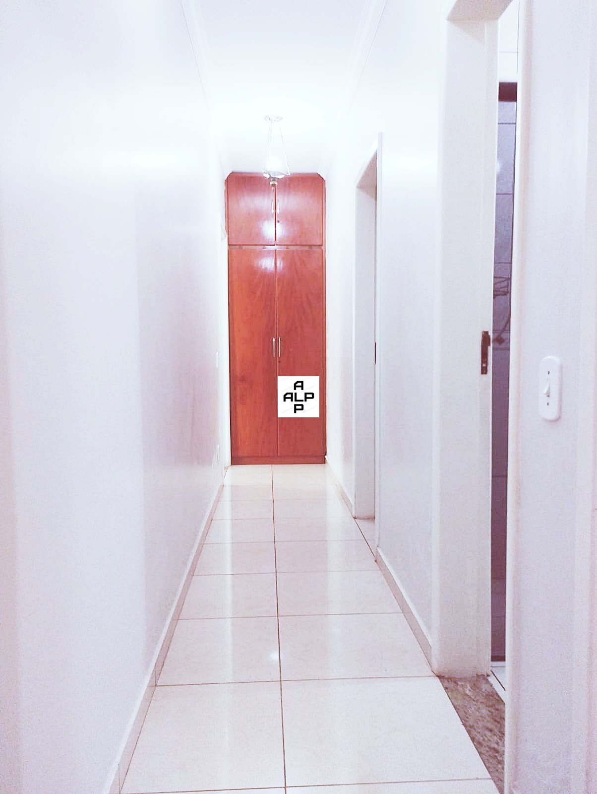 Imagem Casa com 5 Quartos à Venda, 210 m²em Taguatinga Norte (Taguatinga) - Brasília Imagem Casa com 5 Quartos à Venda, 210 m²em Taguatinga Norte (Taguatinga) - Brasília