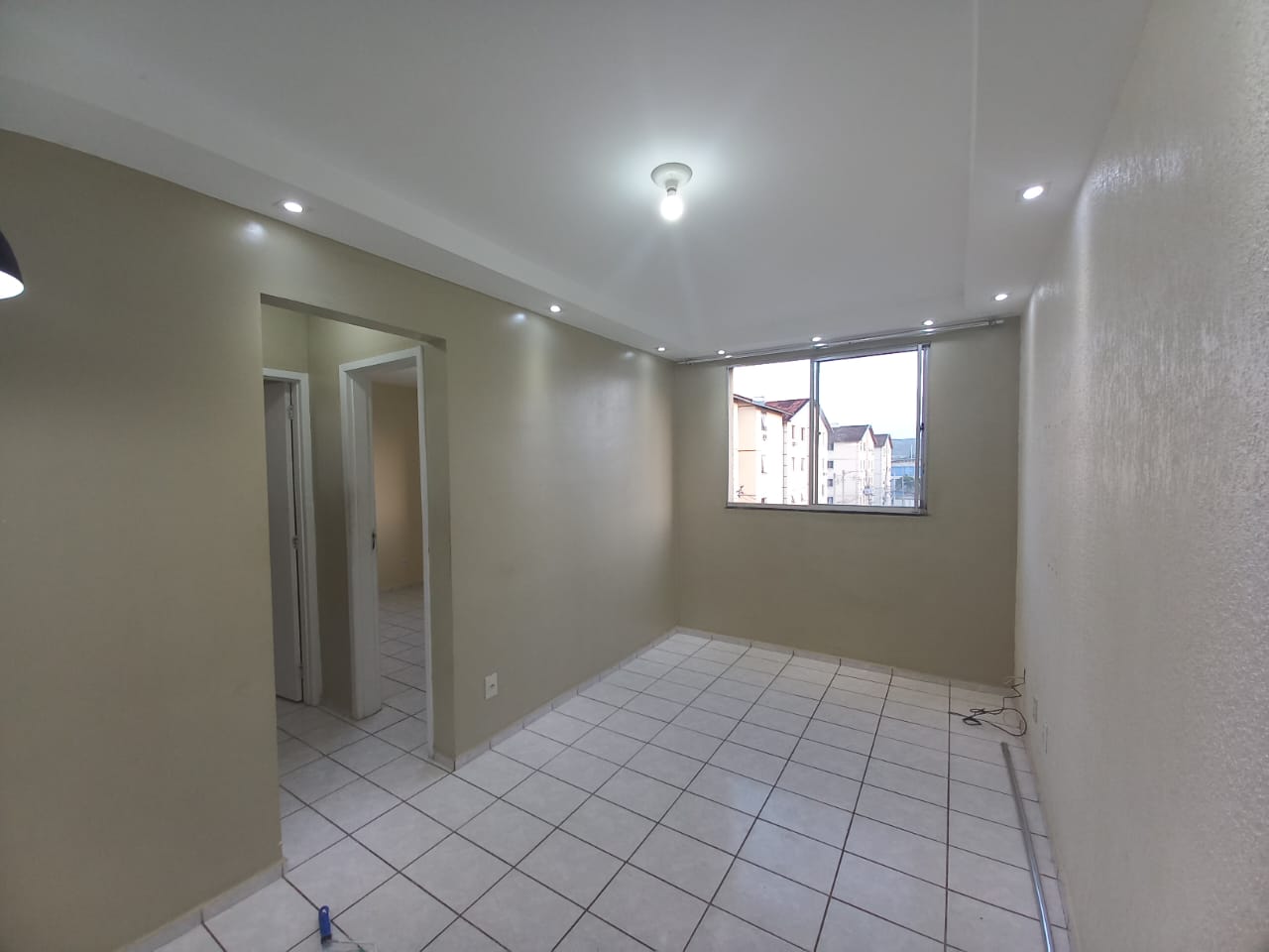 Imagem Apartamento com 2 Quartos à Venda, 45 m²em Inhoaíba - Rio de Janeiro