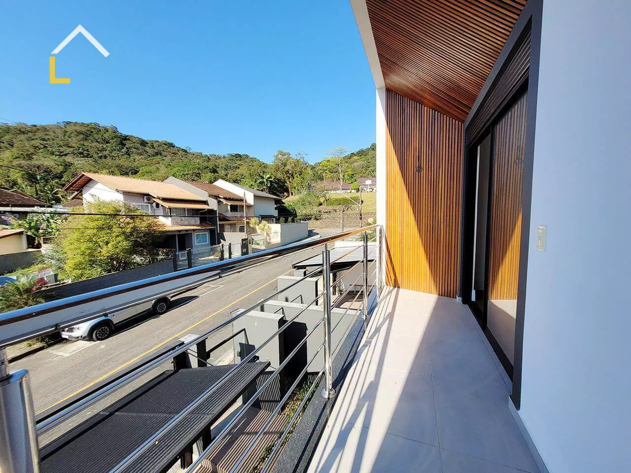 Imagem Sobrado com 3 Quartos à Venda, 160 m²em Saguaçu - Joinville Imagem Sobrado com 3 Quartos à Venda, 160 m²em Saguaçu - Joinville