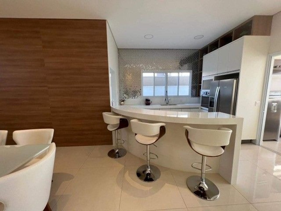 Imagem Casa de Condomínio com 3 Quartos à Venda, 260 m²em Medeiros - Jundiaí Imagem Casa de Condomínio com 3 Quartos à Venda, 260 m²em Medeiros - Jundiaí