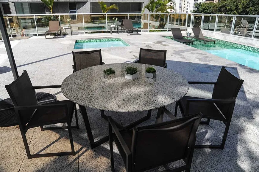 Imagem Apartamento com 3 Quartos à Venda, 83 m²em Lourdes - Belo Horizonte Imagem Apartamento com 3 Quartos à Venda, 83 m²em Lourdes - Belo Horizonte